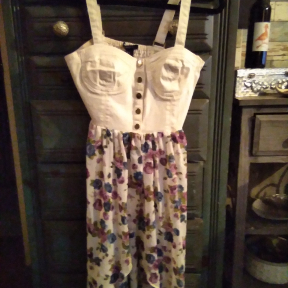 Very cute sexy dress!